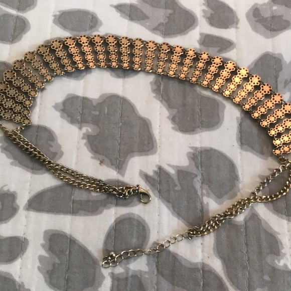 Cleopatra style gold tone necklace - Picture 7 of 10